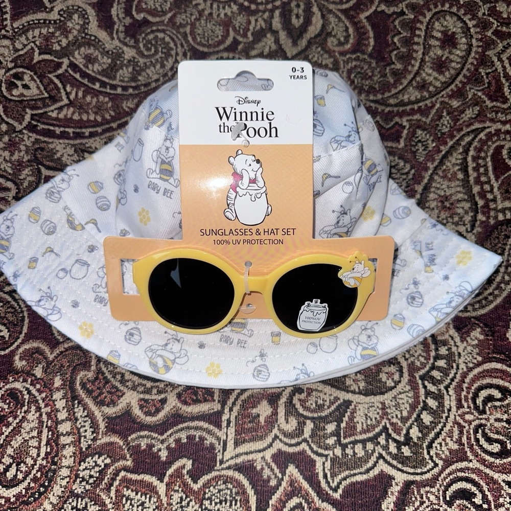 NWT Disney Winnie The Pooh Beach Bucket Hat & Sunglasses Set 0-3 Years